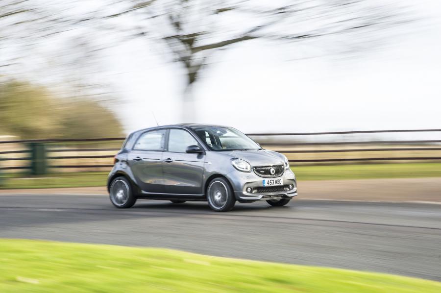  Smart ForFour Xclusive by Brabus 2016 года  (UK) (фото 11 из 23)